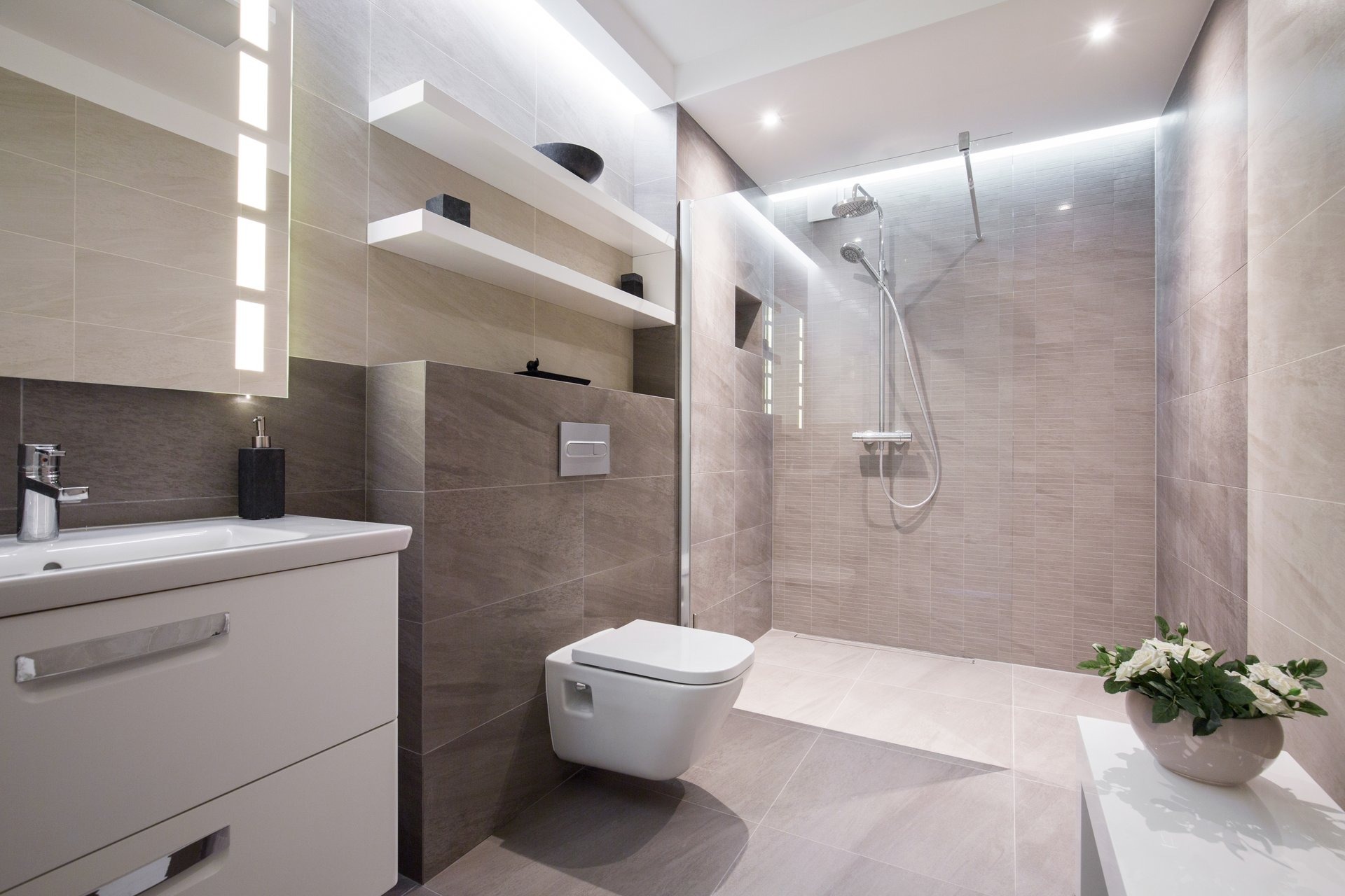 Rénovation complète de salle de bain à Libourne : la transformation d’une maison des années 80